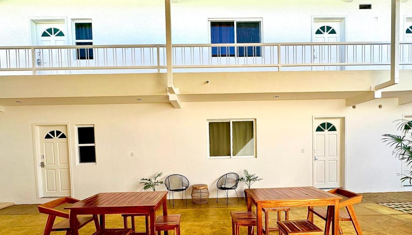 Freelance Hostel 툴룸 외부 사진