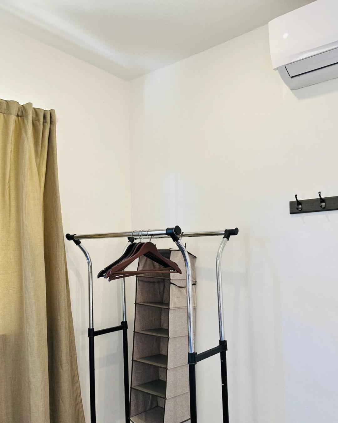 Freelance Hostel 툴룸 외부 사진